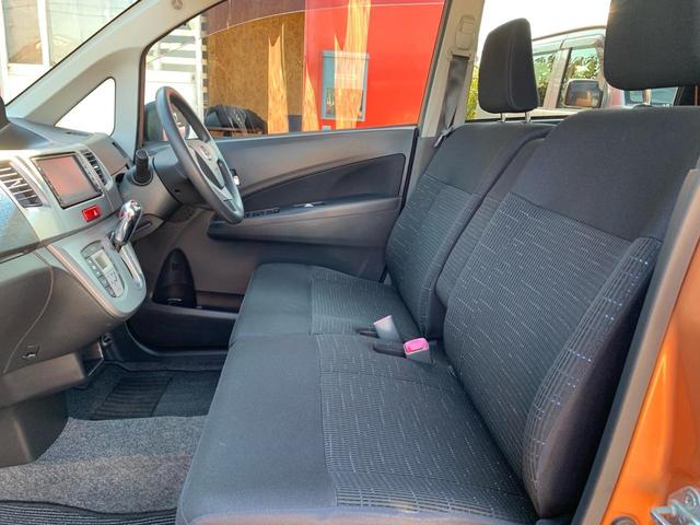 ムーヴ 　／１５インチアルミホイール／フルオートエアコン／バックカメラ／ＣＤ　ＦＭ　ＡＭ　ワンセグＴＶ付ナビ／ＨＩＤ／プッシュスタート　スマートキー／アイドリングストップ／フロント　リアルーフスポイラ―（27枚目）