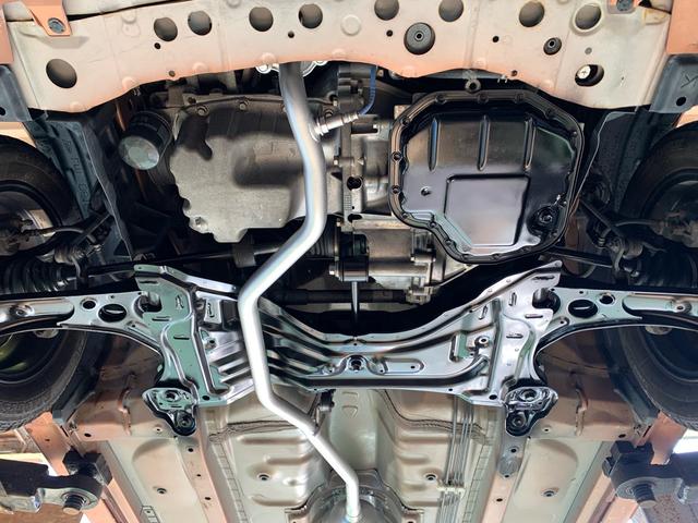 ムーヴ 　／１５インチアルミホイール／フルオートエアコン／バックカメラ／ＣＤ　ＦＭ　ＡＭ　ワンセグＴＶ付ナビ／ＨＩＤ／プッシュスタート　スマートキー／アイドリングストップ／フロント　リアルーフスポイラ―（62枚目）