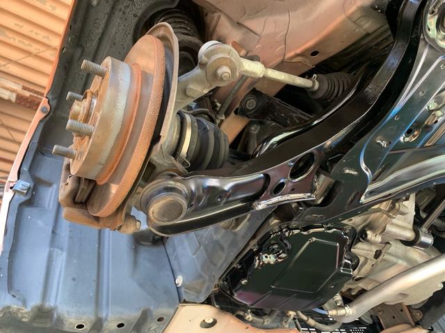 ムーヴ 　／１５インチアルミホイール／フルオートエアコン／バックカメラ／ＣＤ　ＦＭ　ＡＭ　ワンセグＴＶ付ナビ／ＨＩＤ／プッシュスタート　スマートキー／アイドリングストップ／フロント　リアルーフスポイラ―（67枚目）