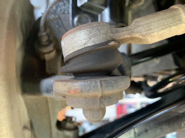 ムーヴ 　／１５インチアルミホイール／フルオートエアコン／バックカメラ／ＣＤ　ＦＭ　ＡＭ　ワンセグＴＶ付ナビ／ＨＩＤ／プッシュスタート　スマートキー／アイドリングストップ／フロント　リアルーフスポイラ―（69枚目）