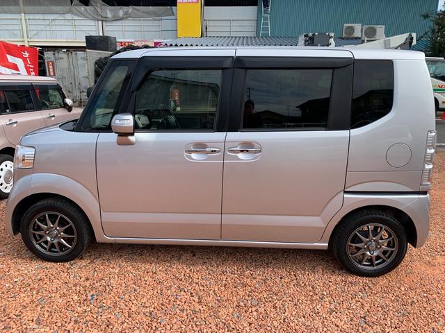 Ｎ－ＢＯＸ Ｇ・Ｌパッケージ　／フルオートエアコン／１４インチアルミホイール／ＥＴＣ／バックカメラ／ＣＤ　ＤＶＤ　Ｂｌｕｅｔｏｏｔｈ対応フルセグ　ワンセグ自動切換えＴＶ付ナビ／プッシュスタート　スマートキー／アイドリングストップ（12枚目）