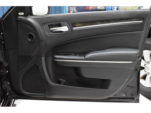 新車並行車輛 左H 国内仕様ナビインストール ムーンルーフ LEXANI22インチAW 社外マフラー フルセグ Bluetooth機能 ALPINオーディオ ブラックレザー シートヒーター&クーラー(45枚目)