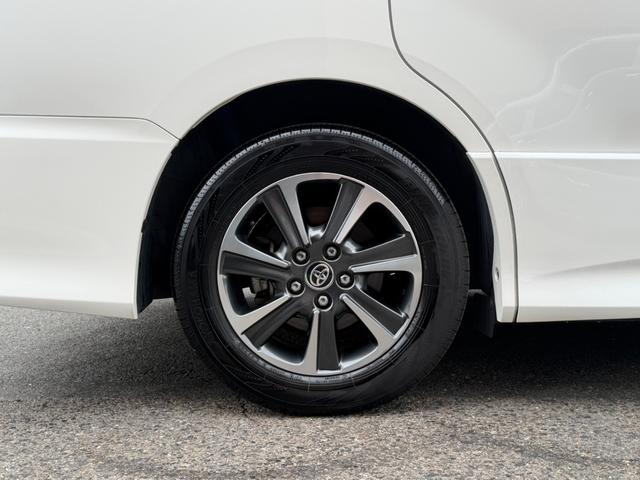 ヴォクシー ZS 煌III メーカー10インチナビ バックカメラ 地デジTV 純正後席12.1インチフリップダウンモニター 黒革ハーフレザーシート 両側パワスラ オートハイビーム リアAC クルーズC スマートキー(13枚目)