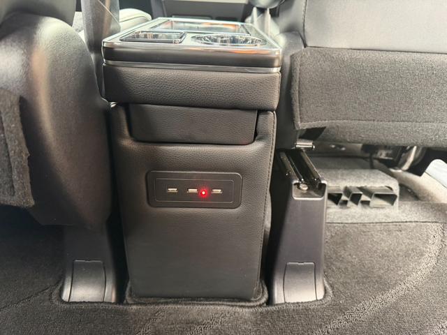 ヴォクシー ZS 煌III メーカー10インチナビ バックカメラ 地デジTV 純正後席12.1インチフリップダウンモニター 黒革ハーフレザーシート 両側パワスラ オートハイビーム リアAC クルーズC スマートキー(33枚目)