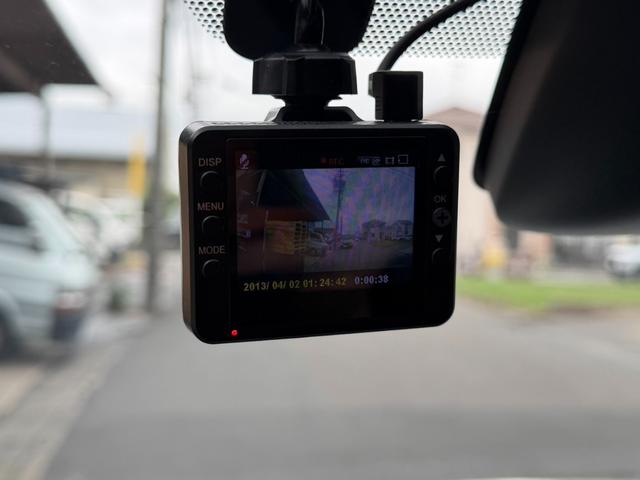 ヴォクシー ZS 煌III メーカー10インチナビ バックカメラ 地デジTV 純正後席12.1インチフリップダウンモニター 黒革ハーフレザーシート 両側パワスラ オートハイビーム リアAC クルーズC スマートキー(35枚目)