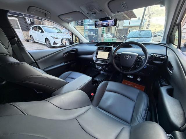 プリウス Sツーリングセレクション・ブラックエディション モデリスタアイコニックスタイルエアロ ディスプレイオーディオ 地デジTV バックカメラ ビルトインETC スマートキー TSSセーフティセンス 17インチAW 黒皮シート デジタルインナーミラー(16枚目)