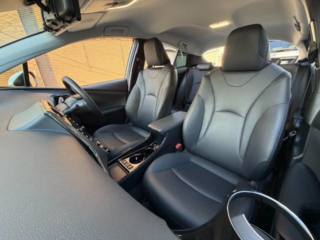 プリウス Sツーリングセレクション・ブラックエディション モデリスタアイコニックスタイルエアロ ディスプレイオーディオ 地デジTV バックカメラ ビルトインETC スマートキー TSSセーフティセンス 17インチAW 黒皮シート デジタルインナーミラー(17枚目)