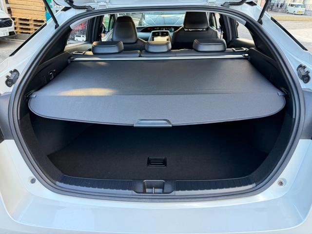 プリウス Sツーリングセレクション・ブラックエディション モデリスタアイコニックスタイルエアロ ディスプレイオーディオ 地デジTV バックカメラ ビルトインETC スマートキー TSSセーフティセンス 17インチAW 黒皮シート デジタルインナーミラー(21枚目)