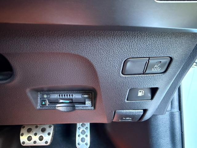 プリウス Sツーリングセレクション・ブラックエディション モデリスタアイコニックスタイルエアロ ディスプレイオーディオ 地デジTV バックカメラ ビルトインETC スマートキー TSSセーフティセンス 17インチAW 黒皮シート デジタルインナーミラー(30枚目)