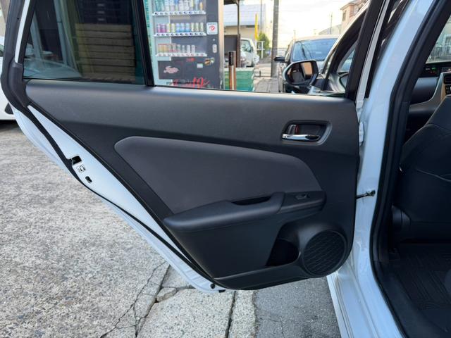 プリウス Sツーリングセレクション・ブラックエディション モデリスタアイコニックスタイルエアロ ディスプレイオーディオ 地デジTV バックカメラ ビルトインETC スマートキー TSSセーフティセンス 17インチAW 黒皮シート デジタルインナーミラー(33枚目)