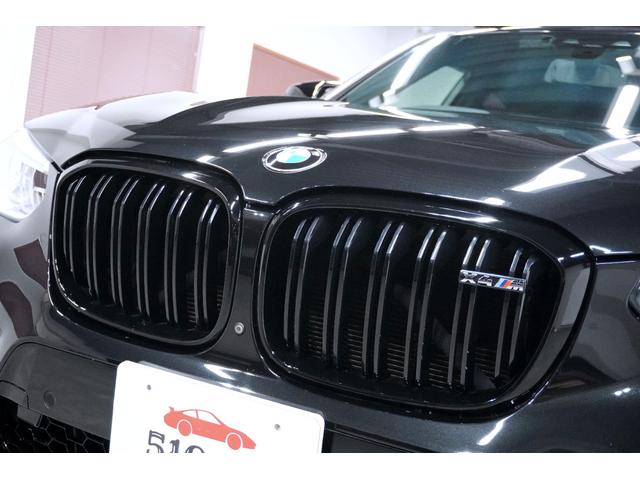 Ｘ４ Ｍ コンペティション　１オーナー　カーボンインテリア　純正２１インチＡＷ　ハーマンカードン　シートヒーター　ベンチレーター　３６０度カメラ　パワーテールゲート　ＣＤチェンジャー　禁煙車　車検令和８年５月まで（6枚目）