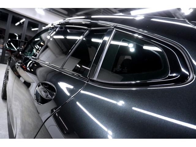 Ｘ４ Ｍ コンペティション　１オーナー　カーボンインテリア　純正２１インチＡＷ　ハーマンカードン　シートヒーター　ベンチレーター　３６０度カメラ　パワーテールゲート　ＣＤチェンジャー　禁煙車　車検令和８年５月まで（12枚目）