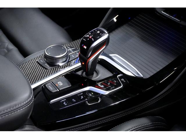 Ｘ４ Ｍ コンペティション　１オーナー　カーボンインテリア　純正２１インチＡＷ　ハーマンカードン　シートヒーター　ベンチレーター　３６０度カメラ　パワーテールゲート　ＣＤチェンジャー　禁煙車　車検令和８年５月まで（27枚目）