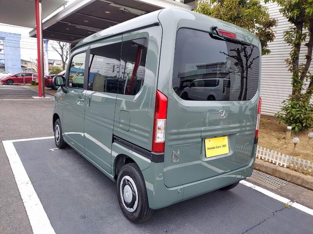 Ｎ－ＶＡＮ＋スタイル ファン・ホンダセンシング　軽バン　ＣＶＴ　衝突被害軽減システム　クリアランスソナー　レーンアシスト　両側スライドドア　オートライト　ＥＳＣ　エアコン　運転席エアバッグ　助手席エアバッグ　ＵＳＢ　オーディオレス　バックカメラ付き（8枚目）