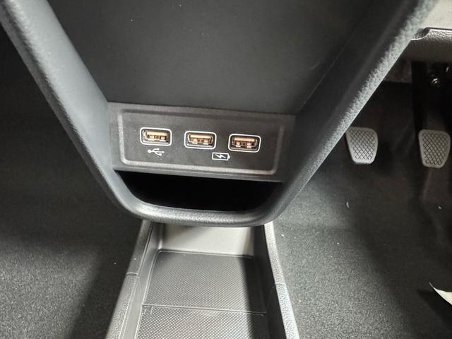 Ｎ－ＯＮＥ ＲＳ　ＬＫＡ　サイドカーテンエアバック　クリアランスソナー　シートヒータ　ブルートゥース　横滑り防止機能　インテリキー　ＡＡＣ　オートクルーズコントロール　Ｂカメ　アイドリングストップ機能　Ａライト　ＡＢＳ（23枚目）