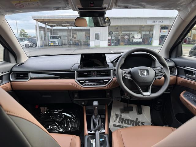 WR-V Z+ クリソナ 追突軽減ブレーキ サイドエアバッグ 盗難防止システム 運転席エアバッグ クルコン 横滑り防止 LKA フルオートエアコン パワーウィンドウ オートライト パワーステアリング キーフリー(14枚目)