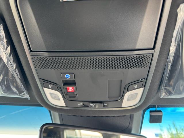 オデッセイハイブリッド e:HEVアブソルート・EXブラックエディション 純正11インチナビ ETC車載器 ハンズフリーパワーテールゲート サイドエアバック 車線逸脱警報 LEDライト インテリキー Wエアコン オートライト オットマン(22枚目)