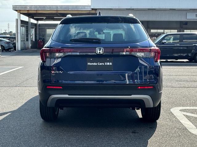 ＷＲ－Ｖ Ｚ＋　クリソナ　追突軽減ブレーキ　サイドエアバッグ　盗難防止システム　運転席エアバッグ　クルコン　横滑り防止　ＬＫＡ　フルオートエアコン　パワーウィンドウ　オートライト　パワーステアリング　キーフリー（3枚目）
