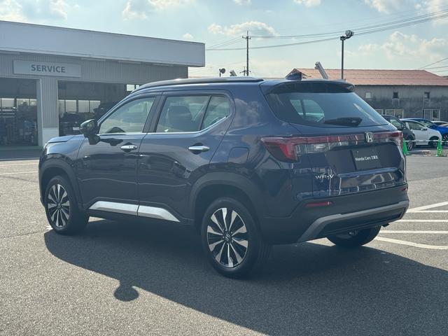 ＷＲ－Ｖ Ｚ＋　クリソナ　追突軽減ブレーキ　サイドエアバッグ　盗難防止システム　運転席エアバッグ　クルコン　横滑り防止　ＬＫＡ　フルオートエアコン　パワーウィンドウ　オートライト　パワーステアリング　キーフリー（9枚目）