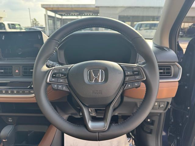 ＷＲ－Ｖ Ｚ＋　クリソナ　追突軽減ブレーキ　サイドエアバッグ　盗難防止システム　運転席エアバッグ　クルコン　横滑り防止　ＬＫＡ　フルオートエアコン　パワーウィンドウ　オートライト　パワーステアリング　キーフリー（15枚目）