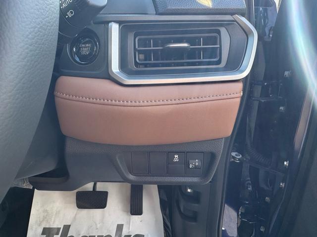 ＷＲ－Ｖ Ｚ＋　クリソナ　追突軽減ブレーキ　サイドエアバッグ　盗難防止システム　運転席エアバッグ　クルコン　横滑り防止　ＬＫＡ　フルオートエアコン　パワーウィンドウ　オートライト　パワーステアリング　キーフリー（20枚目）