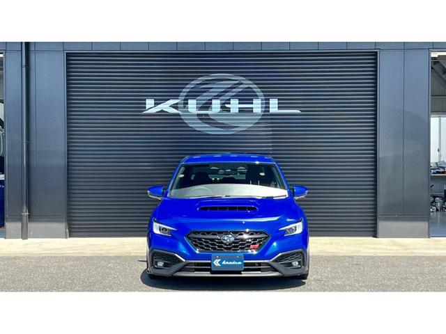 ＷＲＸ Ｓ４ ＳＴＩスポーツＲ　ＥＸ　新品パーツ装着車両　ＫＵＨＬエアロパーツ／ＶＥＲＺ１９インチアルミホイール／ＢＬＩＴＺ車高調／バックモニター／プッシュスタート／スマートキー／禁煙車（10枚目）