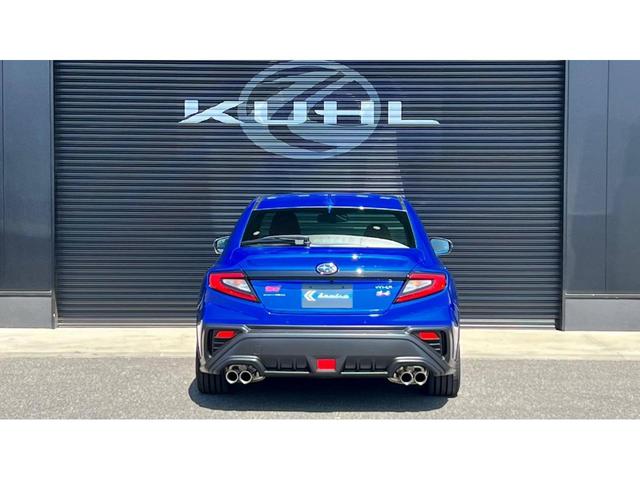 ＷＲＸ Ｓ４ ＳＴＩスポーツＲ　ＥＸ　新品パーツ装着車両　ＫＵＨＬエアロパーツ／ＶＥＲＺ１９インチアルミホイール／ＢＬＩＴＺ車高調／バックモニター／プッシュスタート／スマートキー／禁煙車（11枚目）