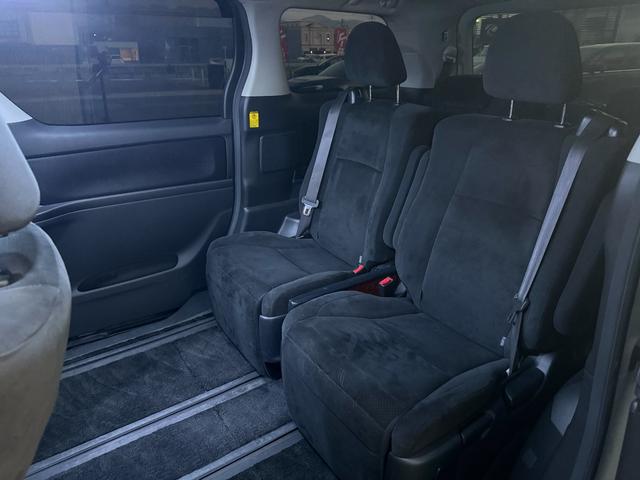 アルファード ２４０Ｓ　プライムセレクションＩＩ　ＢＢＳスーパーＲＳ２０インチ／Ａｃｃエアサスキット／ＷＡＬＤブレーキキット／リアアクスル／前期改後期／ツインムーンルーフ／両側パワースライドドア／パワーバックドア／プレミアサウンド／リアエンター（29枚目）