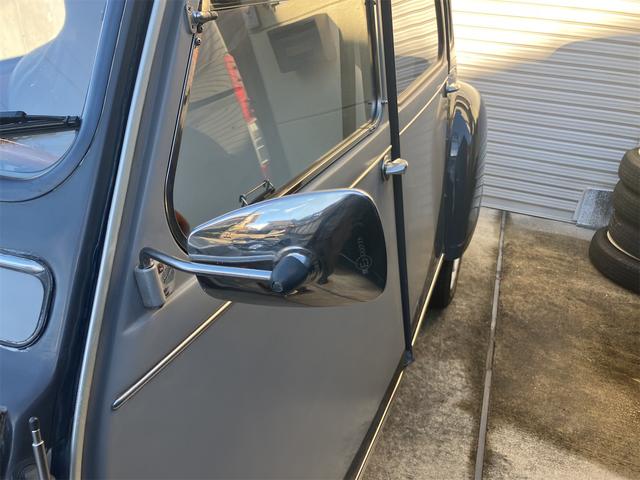 2CV6 チャールストン キャンバストップ(5枚目)