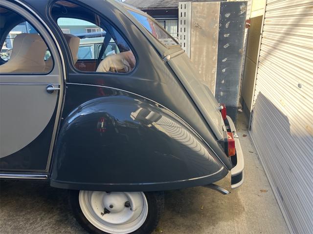 2CV6 チャールストン キャンバストップ(7枚目)