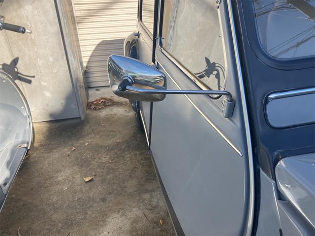 2CV6 チャールストン キャンバストップ(12枚目)