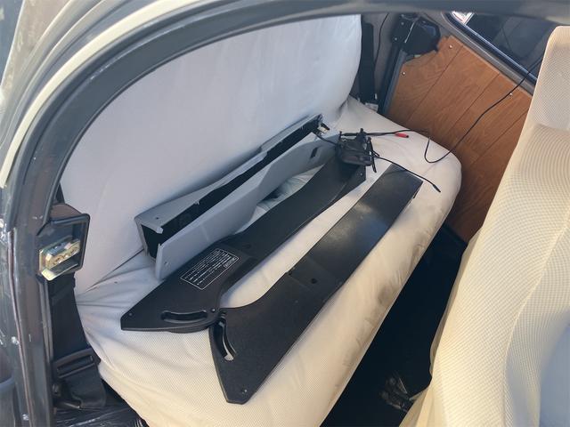 2CV6 チャールストン キャンバストップ(21枚目)