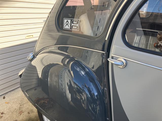 2CV6 チャールストン キャンバストップ(22枚目)