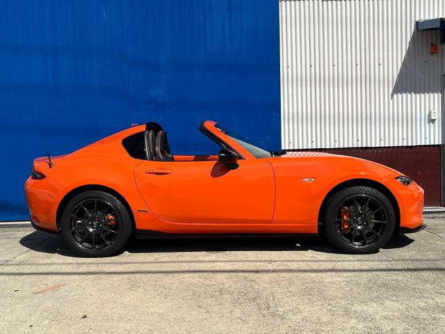 ロードスターRF 30周年記念車 1オーナー 国内139台限定車 専用ボディ色 6速MT マツダコネクト BOSEサウンド RAYS製17インチ専用ホイール オレンジブレンボキャリパー RECARO製専用シート マツダオプションエアロ(64枚目)