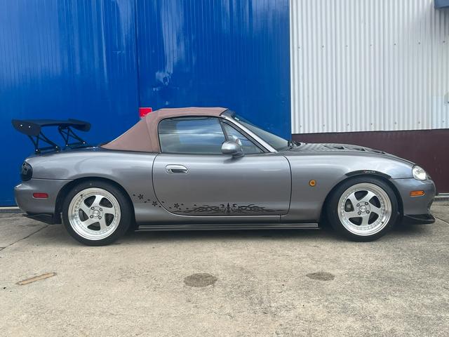 MAZDA ROADSTER MV LIMITED