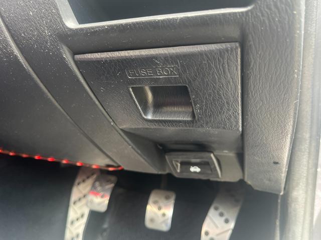 MAZDA ROADSTER MV LIMITED