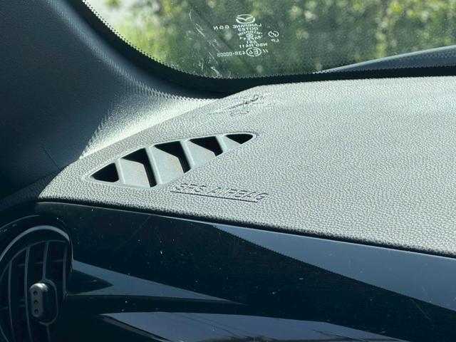 ロードスター ＲＳ　車高調キット　フロントサイドエアロパーツ　ＭＯＭＯステアリング　キーレスエントリー　社外マフラー　ＨＩＤヘッドライト　赤色ソフトトップ　ＥＴＣ　６速ＭＴ車両　純正１８インチアルミホイール　フォグライト（57枚目）