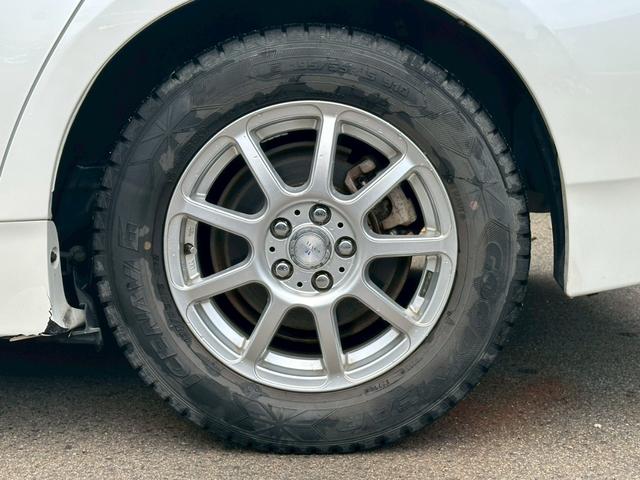 プリウス Ｓ　純正７インチ　ＳＤナビ　フルセグ　ＤＶＤ再生可能　バックカメラ　ＬＥＤヘッドライト　スマートキー　プッシュスタート　ステアリングスイッチ　ＥＴＣ車載器（25枚目）