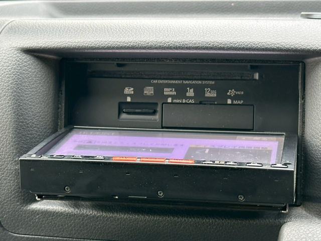NV350キャラバンバン ロングプレミアムGX 純正HDDナビゲーション フルセグ バックカメラ ETC 助手席エアバック CD再生 スマートキー 電動格納ミラー マニュアルエアコン リアクーラーフォグライト(10枚目)