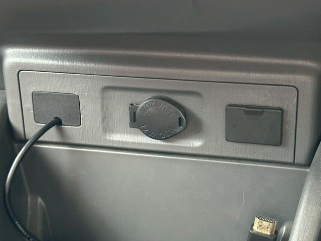 プリウスアルファ S TRDエアロ ALPINE9インチナビゲーション フルセグ CD・DVD再生 ETC スマートキー フォグライト ステリモ 純正16インチアルミホイール 電動格納ミラー EV/ECO/POWERモード(79枚目)