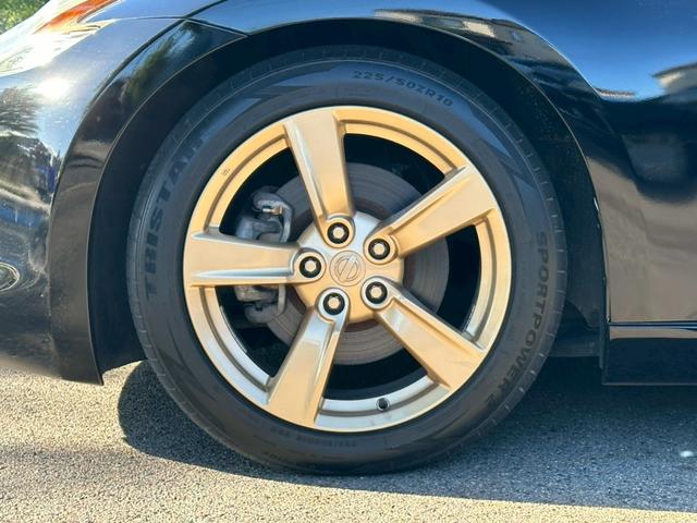 フェアレディＺ バージョンＴ　全塗装ブラック　部分ゴールド塗装　本革ブラウンシート　シートヒーター　ＢＯＳＥサウンド　電動シート　ＣＤ・ＤＶＤ再生　スマートキー　純正１８インチアルミホイール　パドルシフト　ＥＴＣ　３連メーター（26枚目）