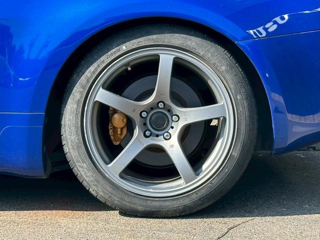 フェアレディZ バージョンS プロドライブGC-05F18インチアルミ 車高調 社外マフラー 6速MT車両 リアウィング カロッチェリア7インチナビ フルセグ CD・DVD再生 Bluetoothオーディオ 3連メーター ETC(25枚目)