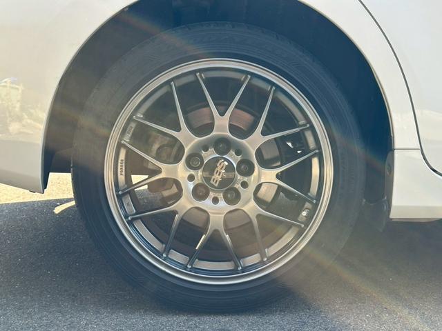 プリウスアルファ G クルーズコントロール バックカメラ BBSアルミホイール 純正SDナビゲーション CD・DVD再生 フルセグ視聴 スマートキー ビルドインETC ステアリングリモコン フォグライト Bluetooth(28枚目)