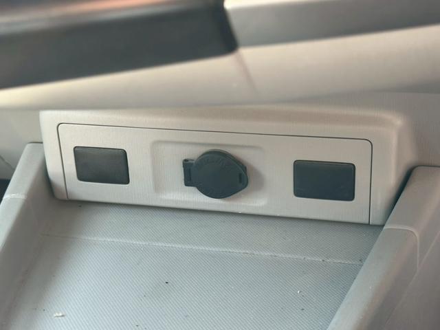 プリウスアルファ G クルーズコントロール バックカメラ BBSアルミホイール 純正SDナビゲーション CD・DVD再生 フルセグ視聴 スマートキー ビルドインETC ステアリングリモコン フォグライト Bluetooth(47枚目)