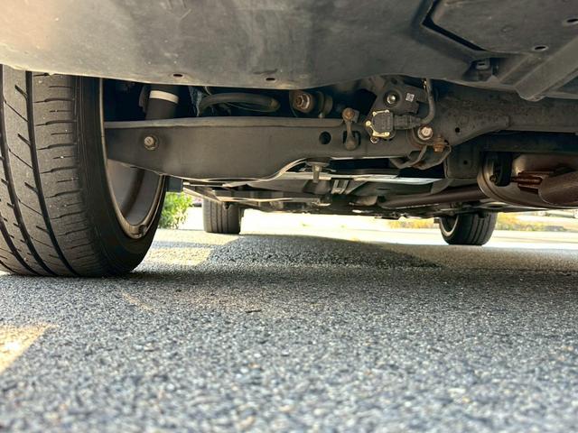 マークXジオ 240G ブラックパールリミテッド バックカメラ 純正SDナビゲーション フルセグ CD・DVD再生 スマートキー 電動シート ステアリングリモコン 純正18インチアルミホイール フォグライト 3列シート 電動格納ミラー助手席エアバック(42枚目)