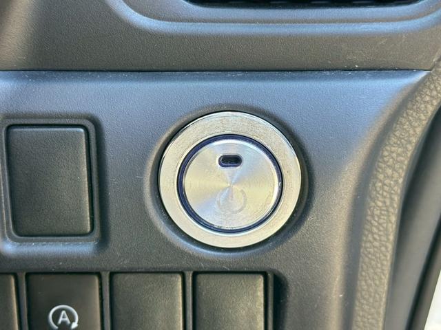 ヴォクシー ＺＳ　煌　両側電動スライドドア　純正９インチナビゲーション　フルセグ　純正フリップダウンモニター　バックカメラ　スマートキー　ＣＤ・ＤＶＤ再生　ＥＴＣ　純正アルミホイール　フォグライト　オートライト（57枚目）