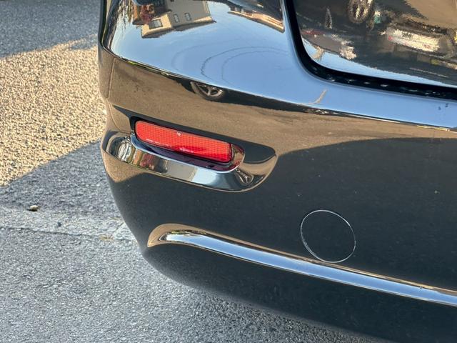 マークＸジオ ２４０Ｇ　ＡＬＰＩＮＥ７インチＨＤＤナビゲーション　ＣＤ・ＤＶＤ再生　ＥＴＣ　スマートキー　電動シート　Ｂｌｕｅｔｏｏｔｈ接続　助手席エアバック　純正アルミホイール　オートライト　フォグライト　スペアキー（43枚目）