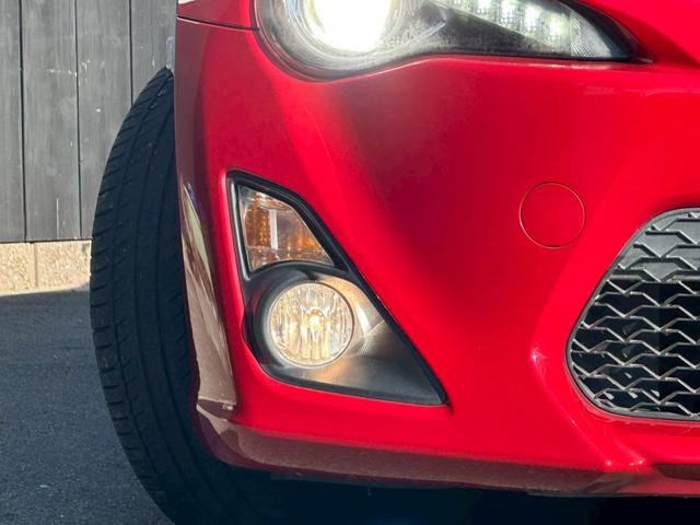 ８６ ＧＴリミテッド　ワンオーナー　７インチナビゲーション　フルセグ　ＣＤ・ＤＶＤ再生　Ｂｌｕｅｔｏｏｔｈオーディオ　ＥＴＣ　パドルシフト　オートライト　シートヒーター　スマートキー　純正１７インチアルミホイール（36枚目）