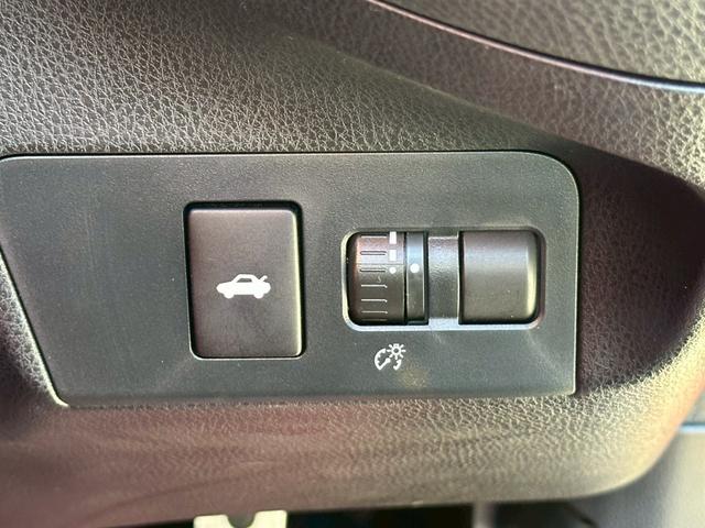 ８６ ＧＴリミテッド　ワンオーナー　７インチナビゲーション　フルセグ　ＣＤ・ＤＶＤ再生　Ｂｌｕｅｔｏｏｔｈオーディオ　ＥＴＣ　パドルシフト　オートライト　シートヒーター　スマートキー　純正１７インチアルミホイール（63枚目）