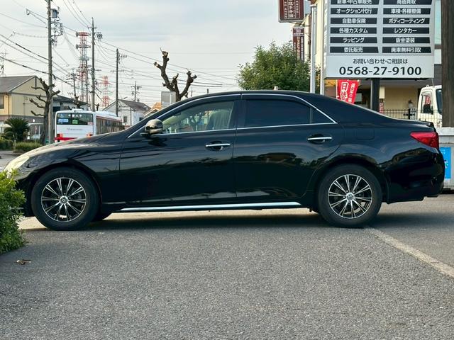 マークＸ プレミアム　シートヒーター　クルーズコントロール　フルセグ　ＣＤ・ＤＶＤ再生　ＲＩＺＬＥＹ１６インチアルミ　純正７インチナビ　ＥＴＣ　ハーフレザーシート　オートライト　バックカメラ　電動シート　スマートキー（11枚目）